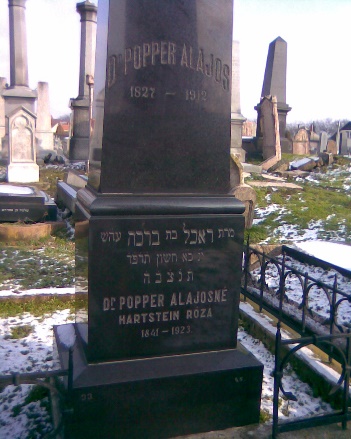 Dr. Popper Alajos (1827–1912) a szabadságharc „vörössipkás” ezredorvosa, majd „Honvéd Egylet” elnök
          síremléke